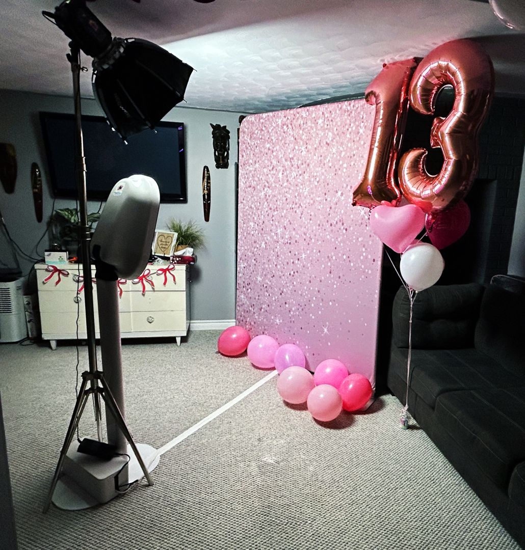 Birthday photo booth setup Timmins — PixelPlay